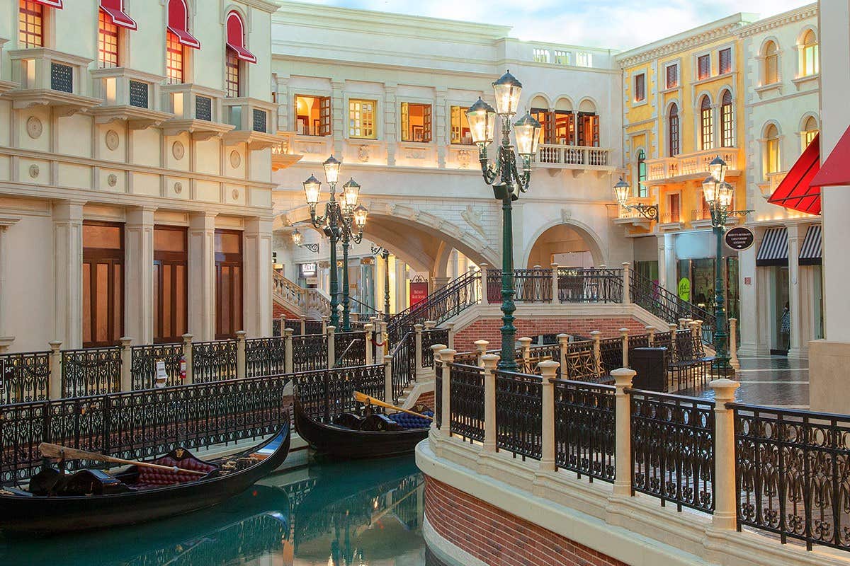 A view of the indoor Grand Canal.